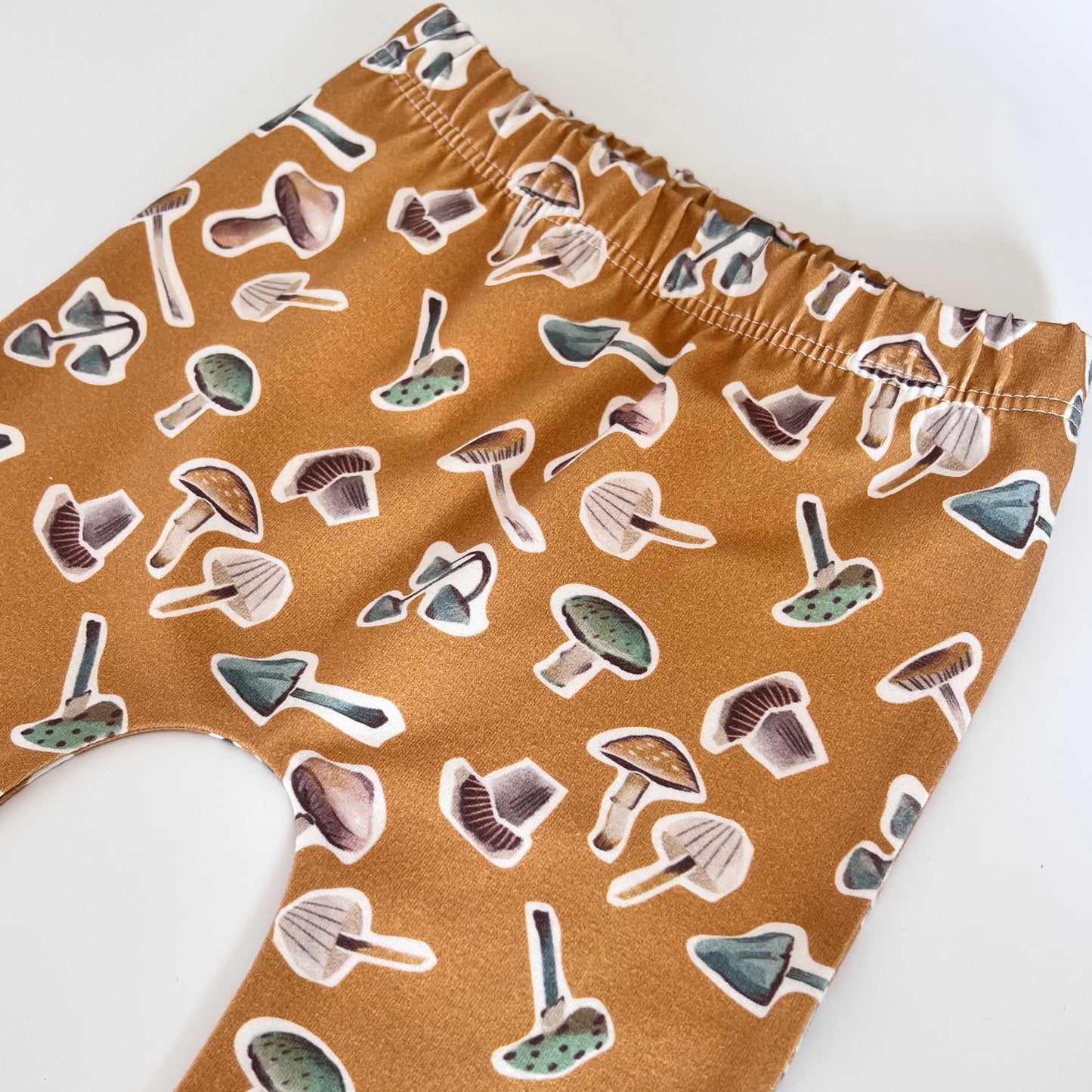 MUSHROOMS LEGGINGS