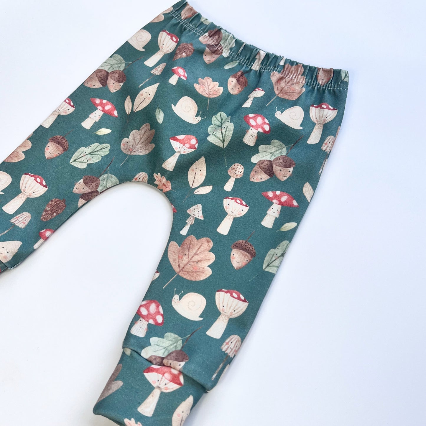 MAGICAL FOREST LEGGINGS