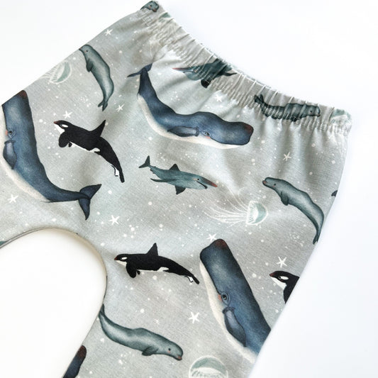 SALE WHALE LEGGINGS