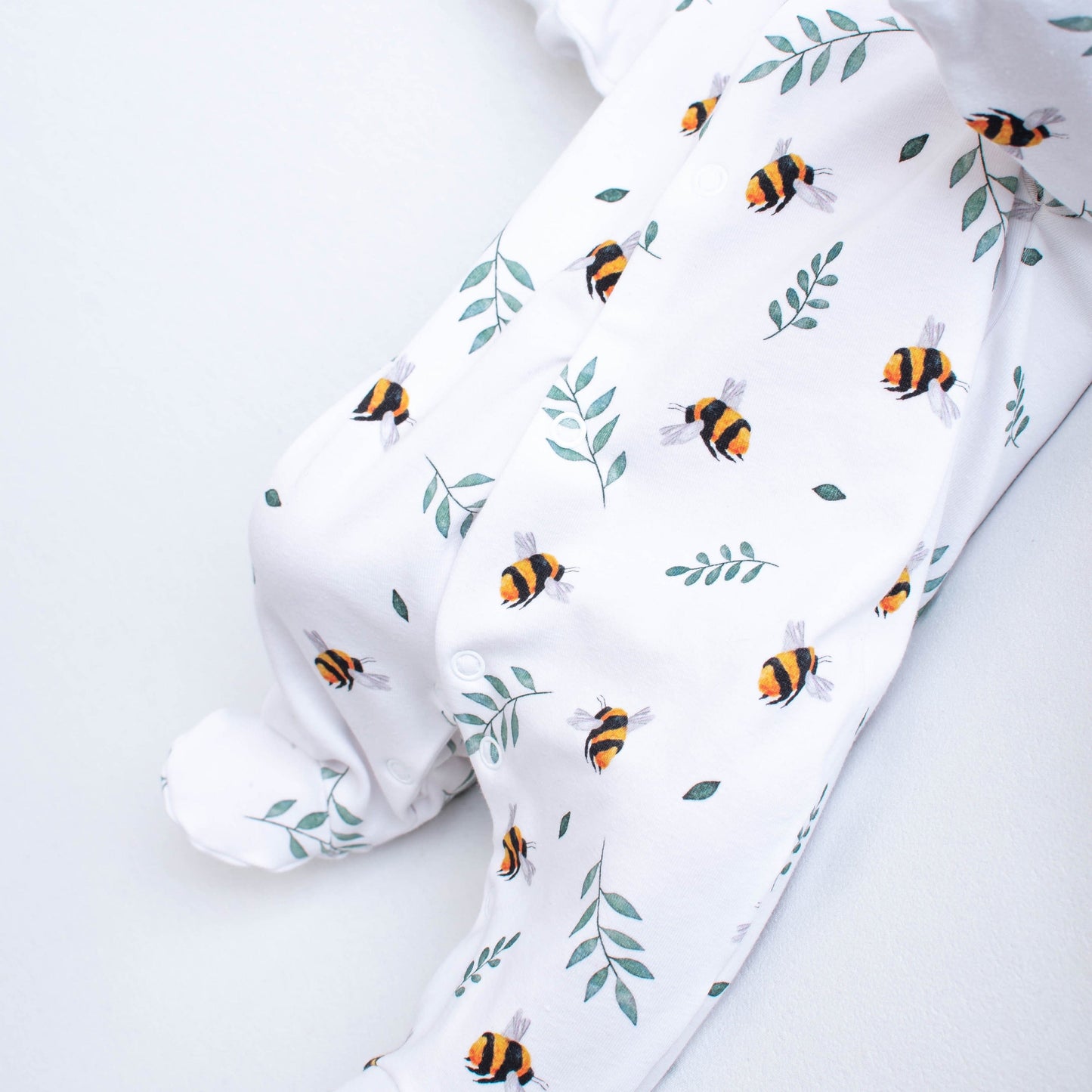 SALE BEE SLEEPSUIT