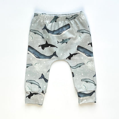 SALE WHALE LEGGINGS
